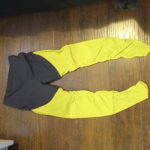 Zyia active wear size 4